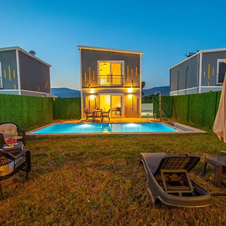 Villa Sea Honey 3 *